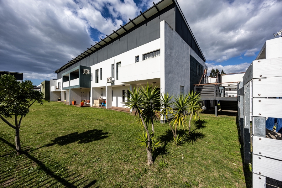 2 Bedroom Property for Sale in Nahoon Valley Park Eastern Cape